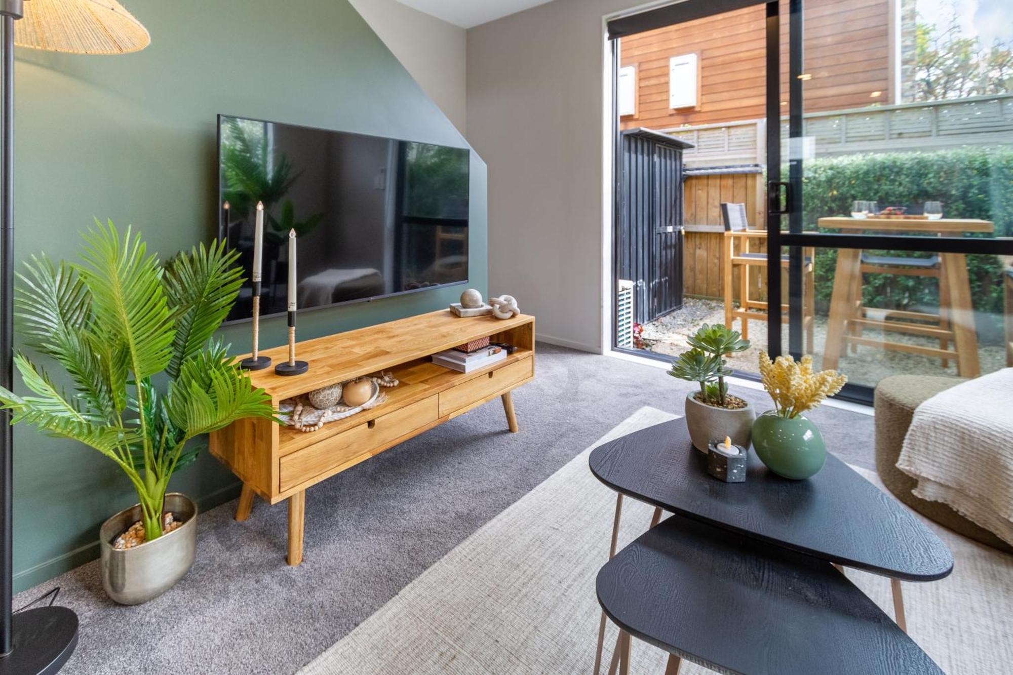 Latimer Square Luxe: 1Br W/ Sofa Bed Крайстчёрч Экстерьер фото