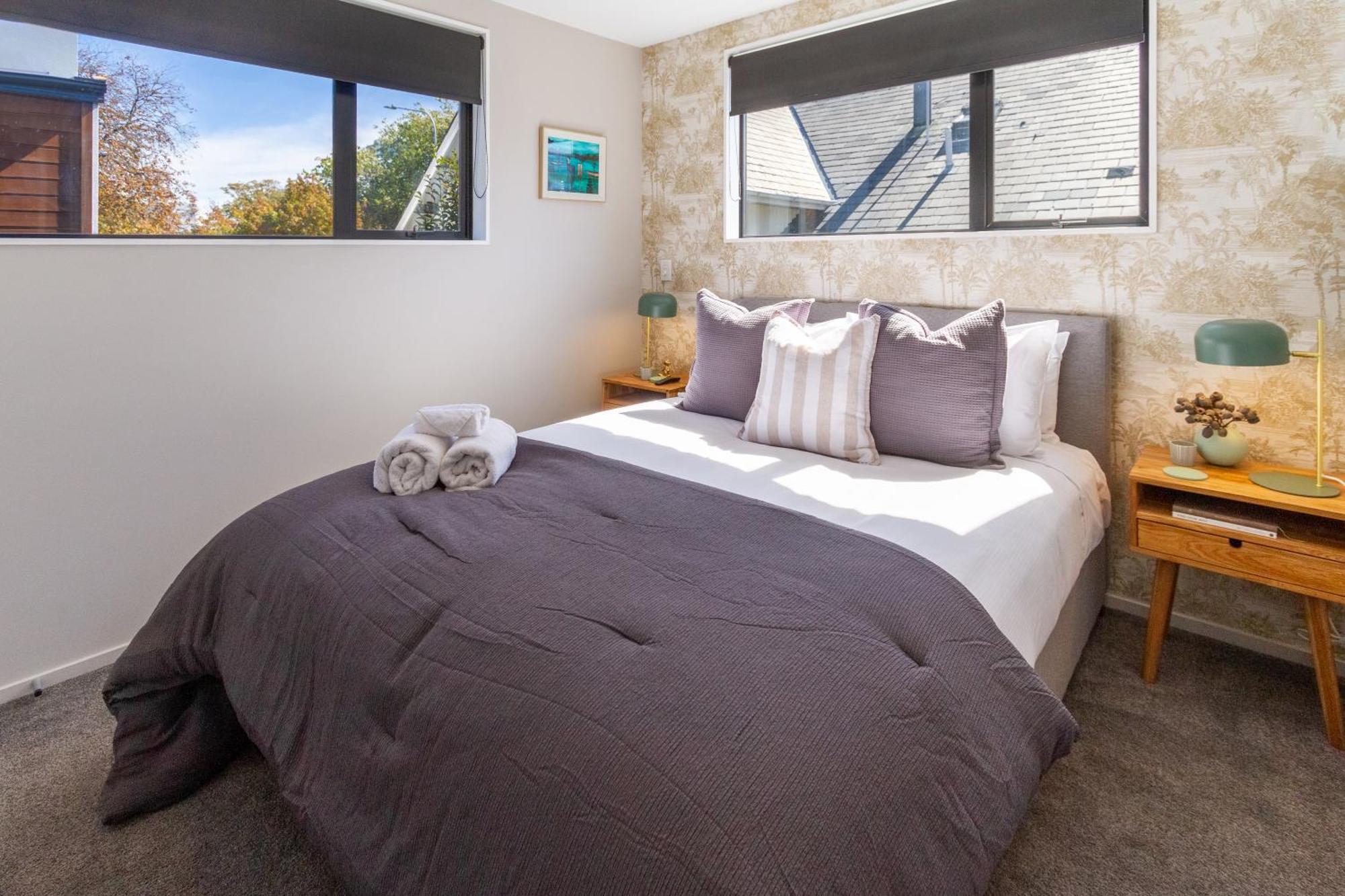 Latimer Square Luxe: 1Br W/ Sofa Bed Крайстчёрч Экстерьер фото